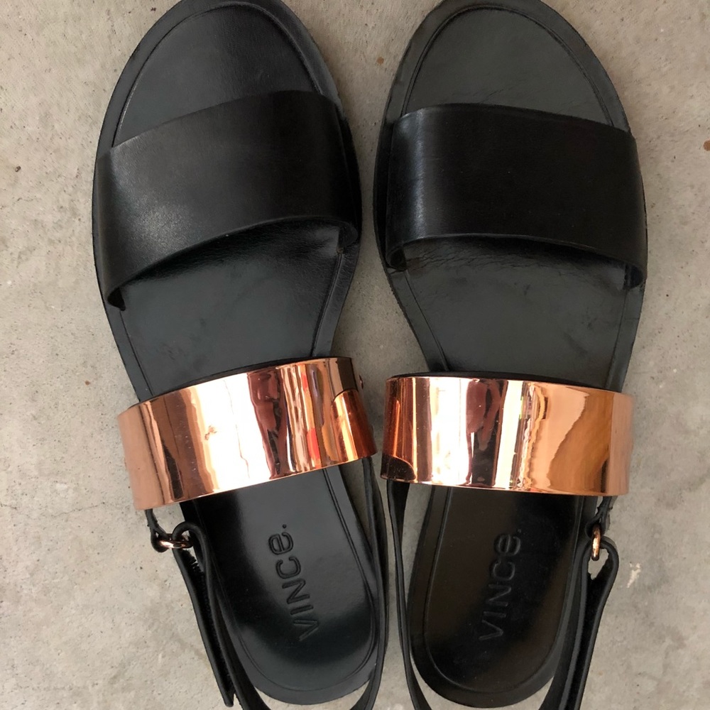 Vince sandals
